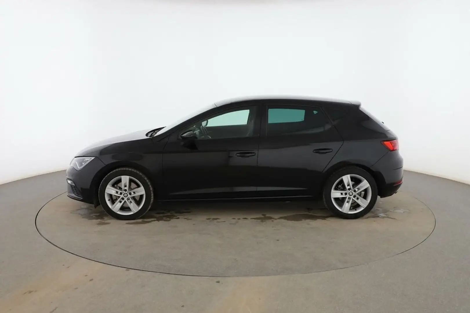 SEAT Leon 2.0 TDI FR Fast Negro - 2