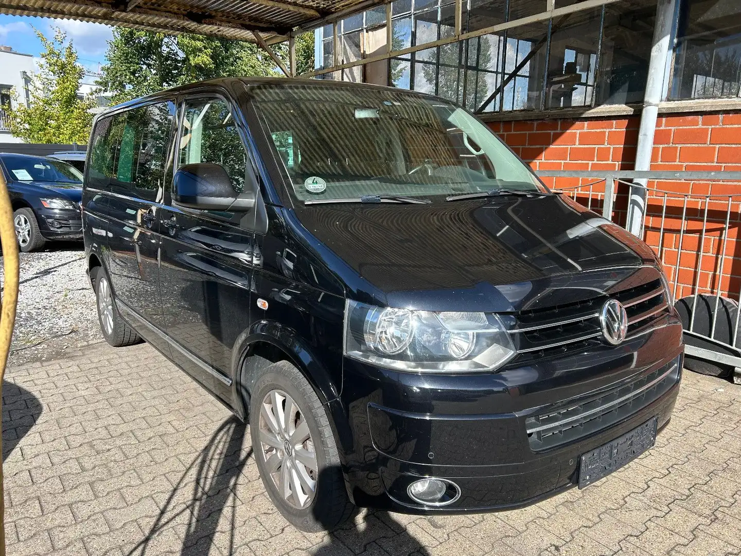 Volkswagen T5 Multivan Highline Schwarz - 1