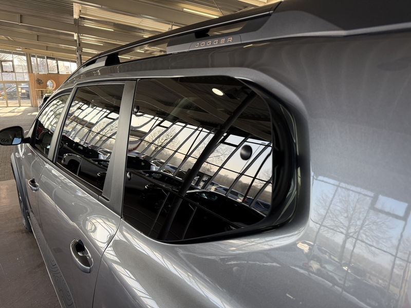 Dacia Jogger Hybrid 140 Extreme 7-Sitzer City Navi SH — photo 11