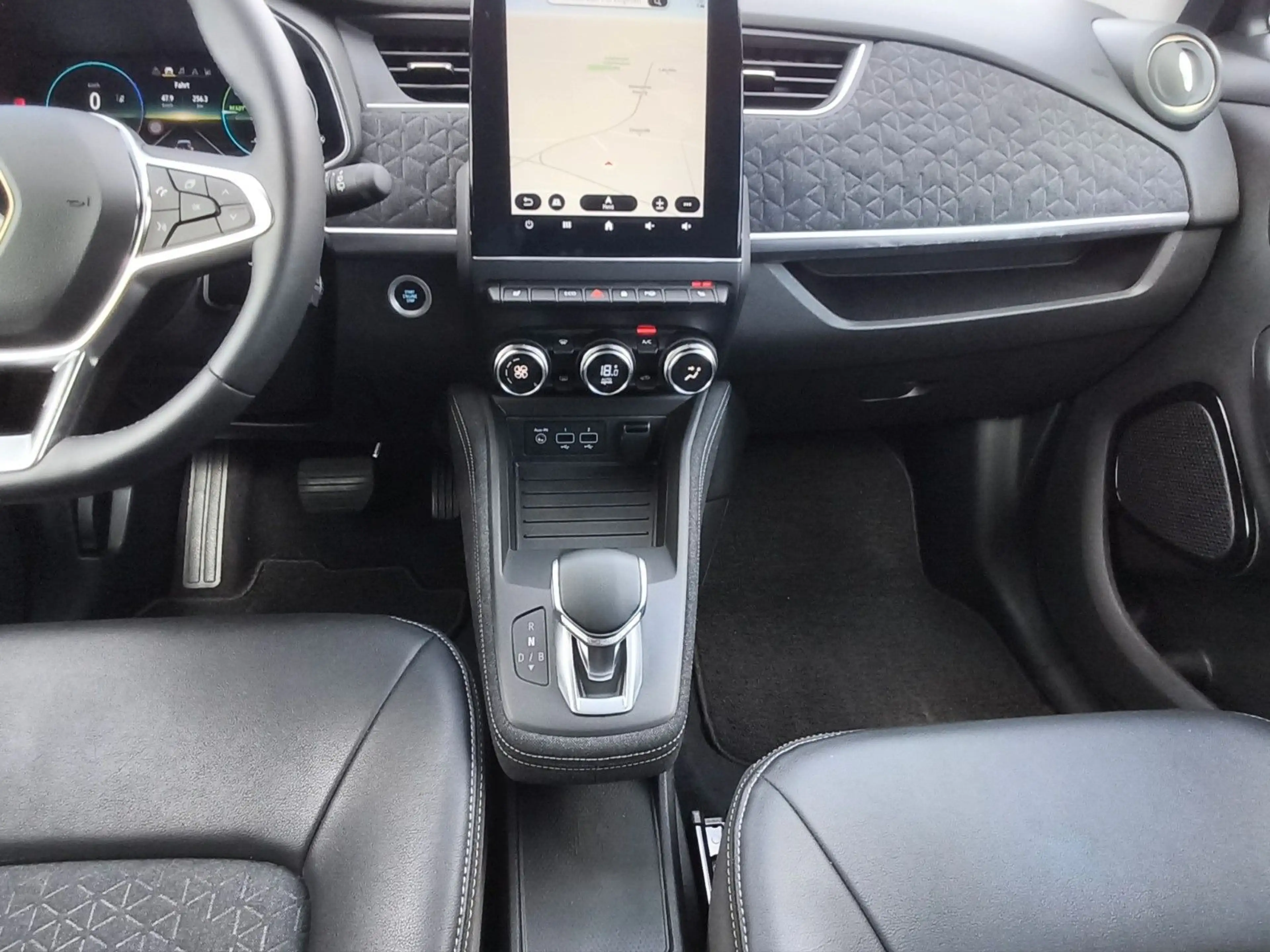 Renault ZOE Zoe Iconic *RFK *NAVI *SHZ *Wärmepumpe — photo 13