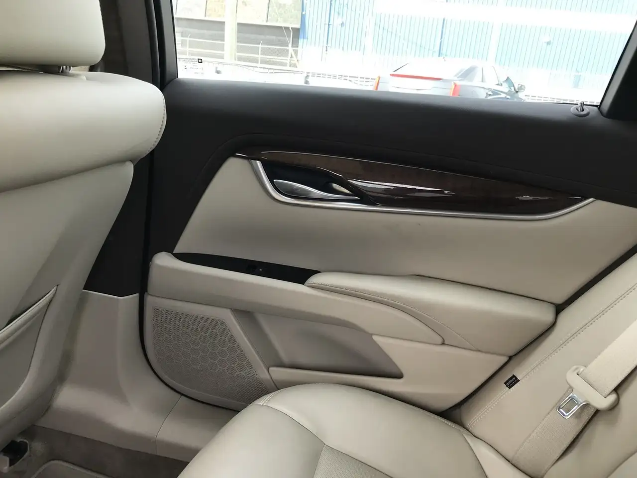 Cadillac XTS снимка Cadillac XTS