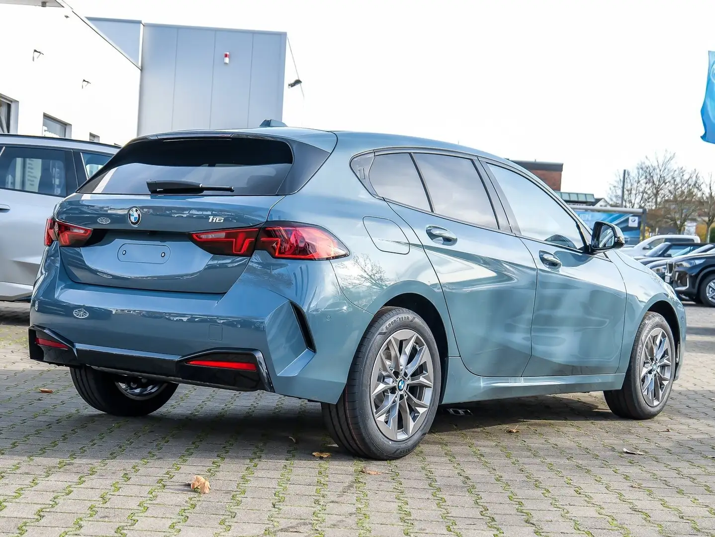 BMW 116 17" Carplay DA PA RFK Zielony - 2