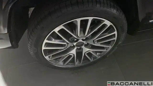 Jeep Compass view 7