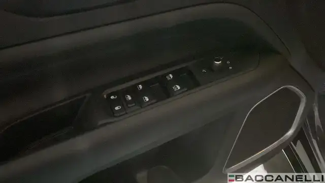 Jeep Compass view 14