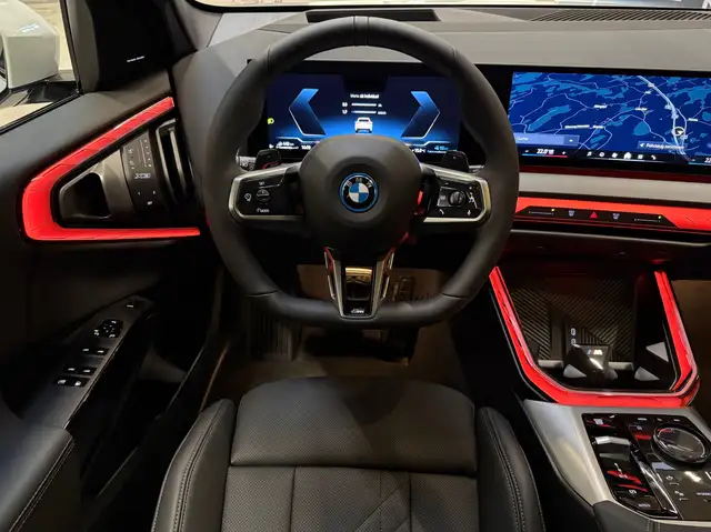 BMW X3 view 13