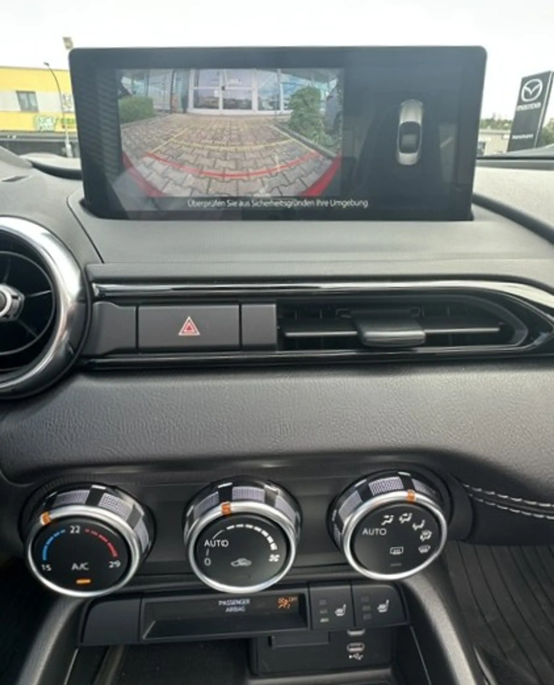 Mazda MX-5 Homura 1.5L SKYACTIV-G 132 MX-5 Homura 1.5L SKYA — photo 12