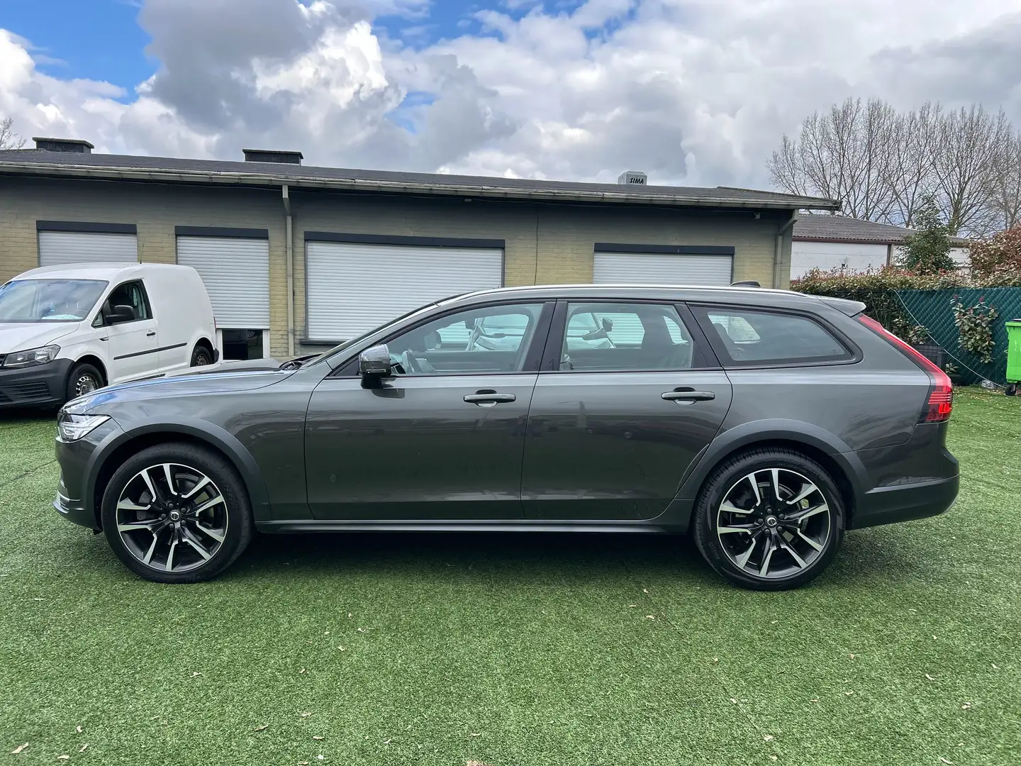 Volvo V90 Cross Country 2.0 B5 AWD INSCRIPT*1ST EIGENAAR*360°CAMER*BTW Verde - 2