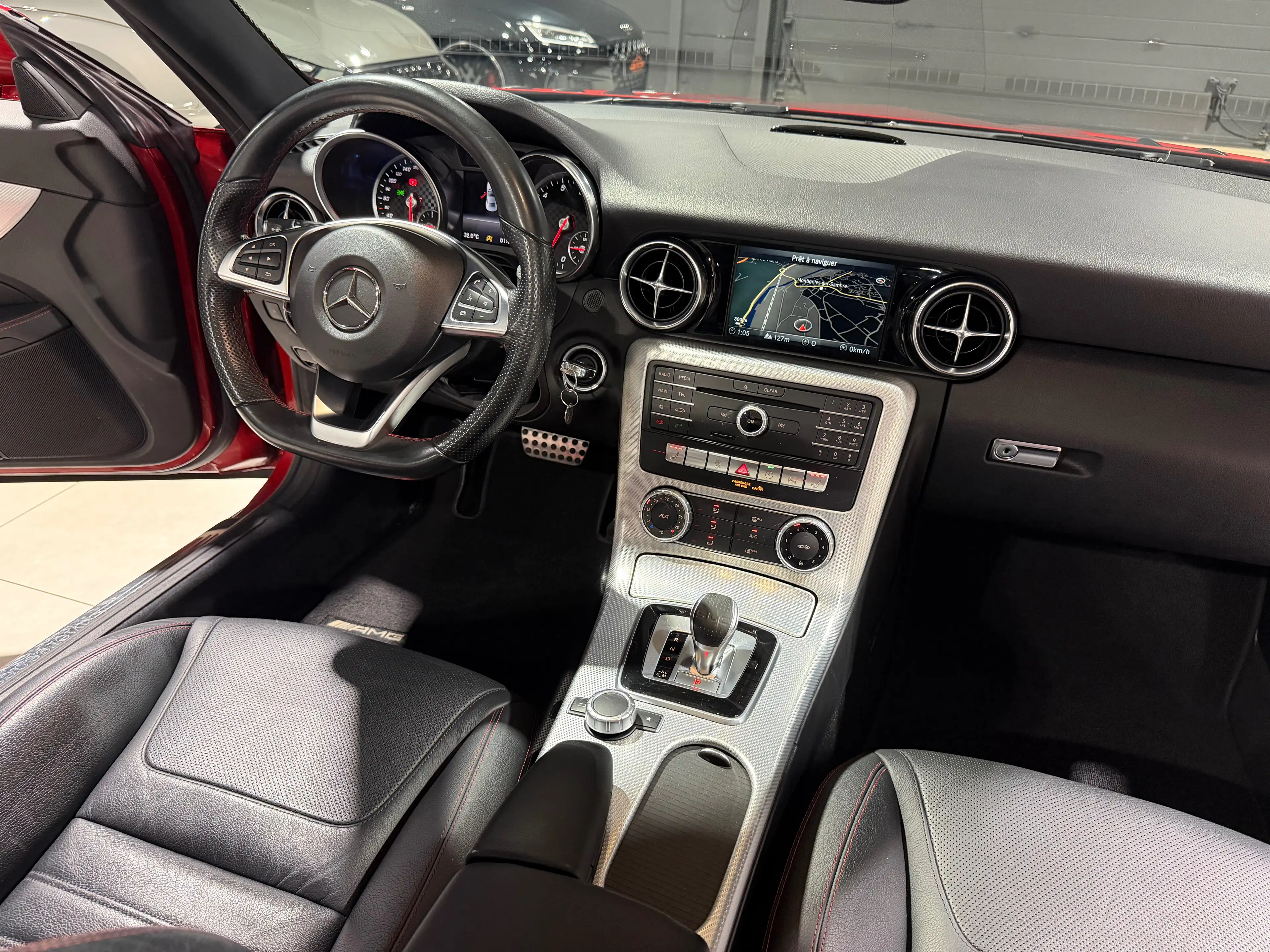 Mercedes-Benz SLC 180 PACK AMG AUTOMATIQUE 9G-TRONIC CUIR NAVIGATION PANO LED FULL FULL — photo 12