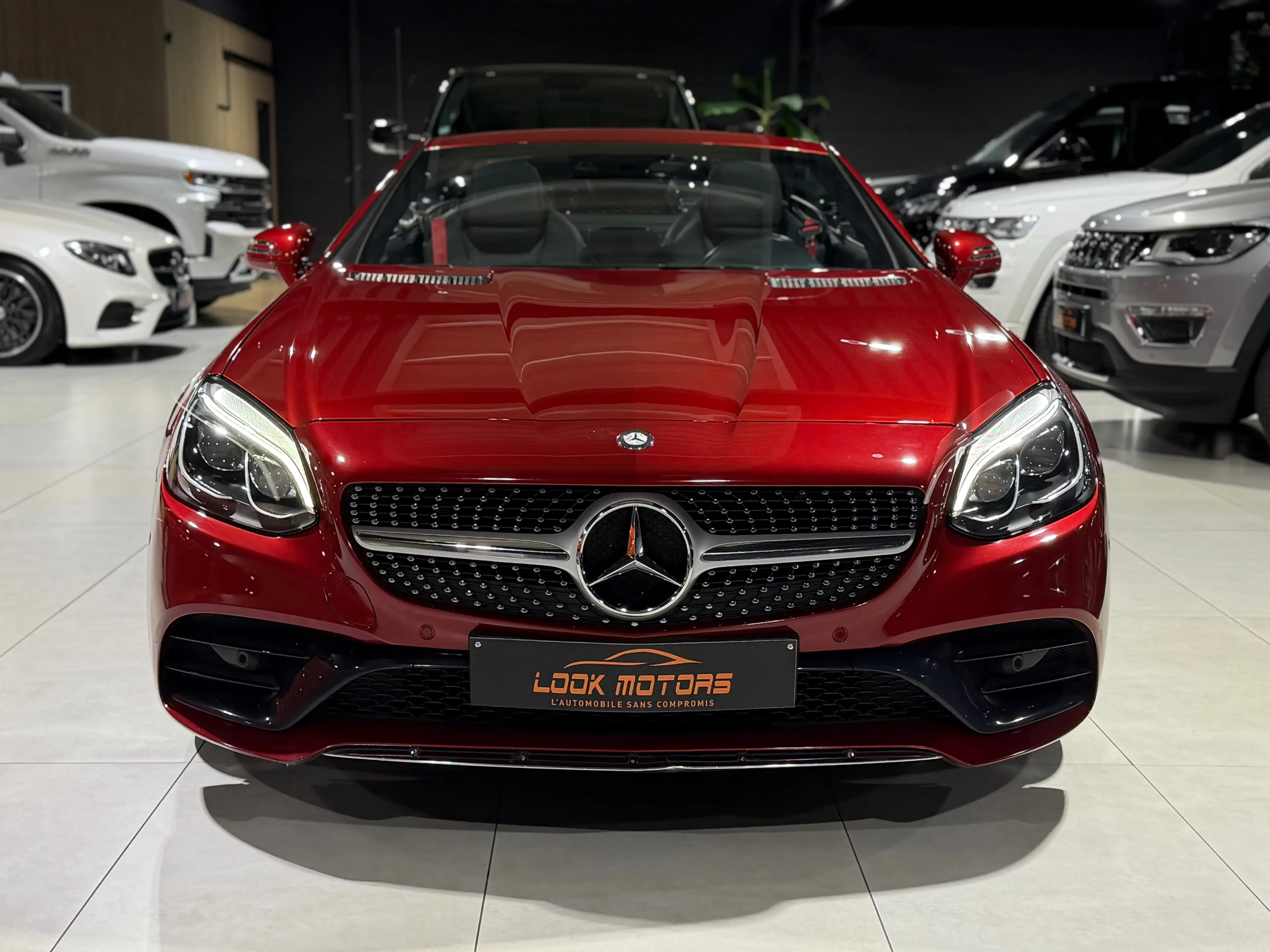Mercedes-Benz SLC 180 PACK AMG AUTOMATIQUE 9G-TRONIC CUIR NAVIGATION PANO LED FULL FULL — photo 2