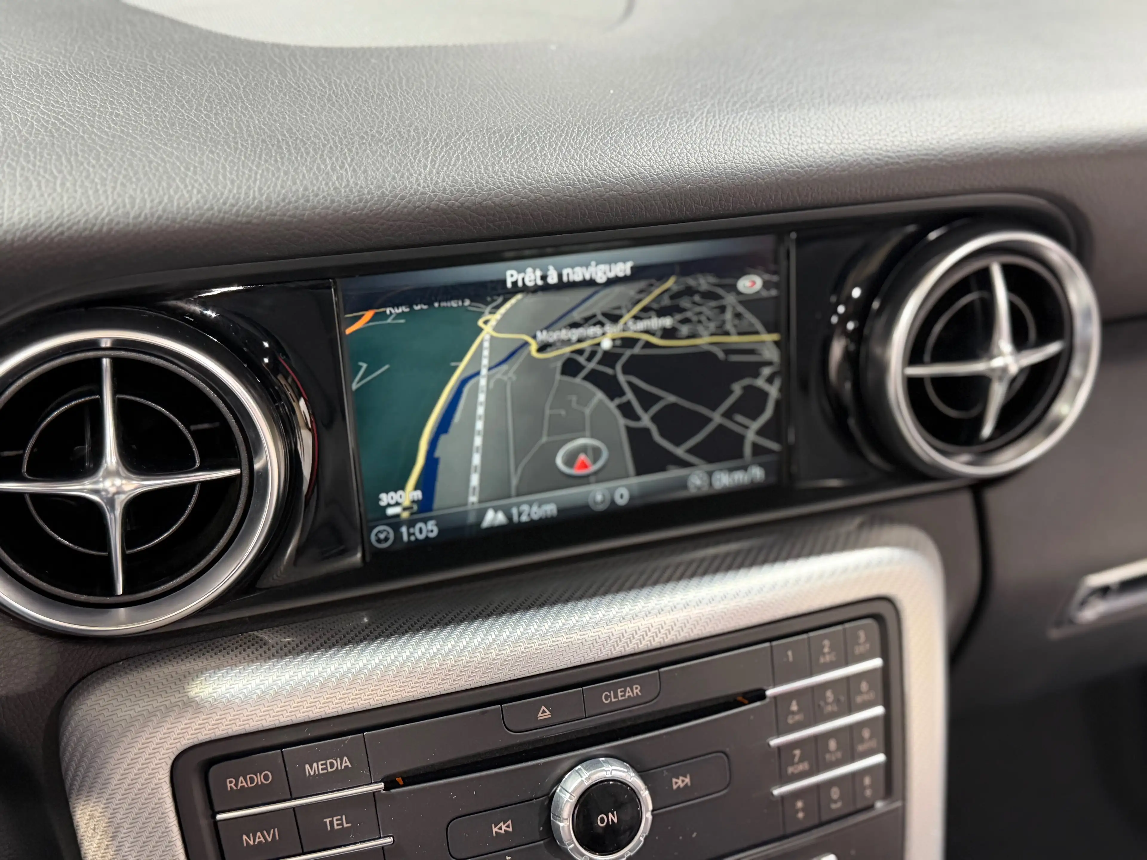 Mercedes-Benz SLC 180 PACK AMG AUTOMATIQUE 9G-TRONIC CUIR NAVIGATION PANO LED FULL FULL — photo 14