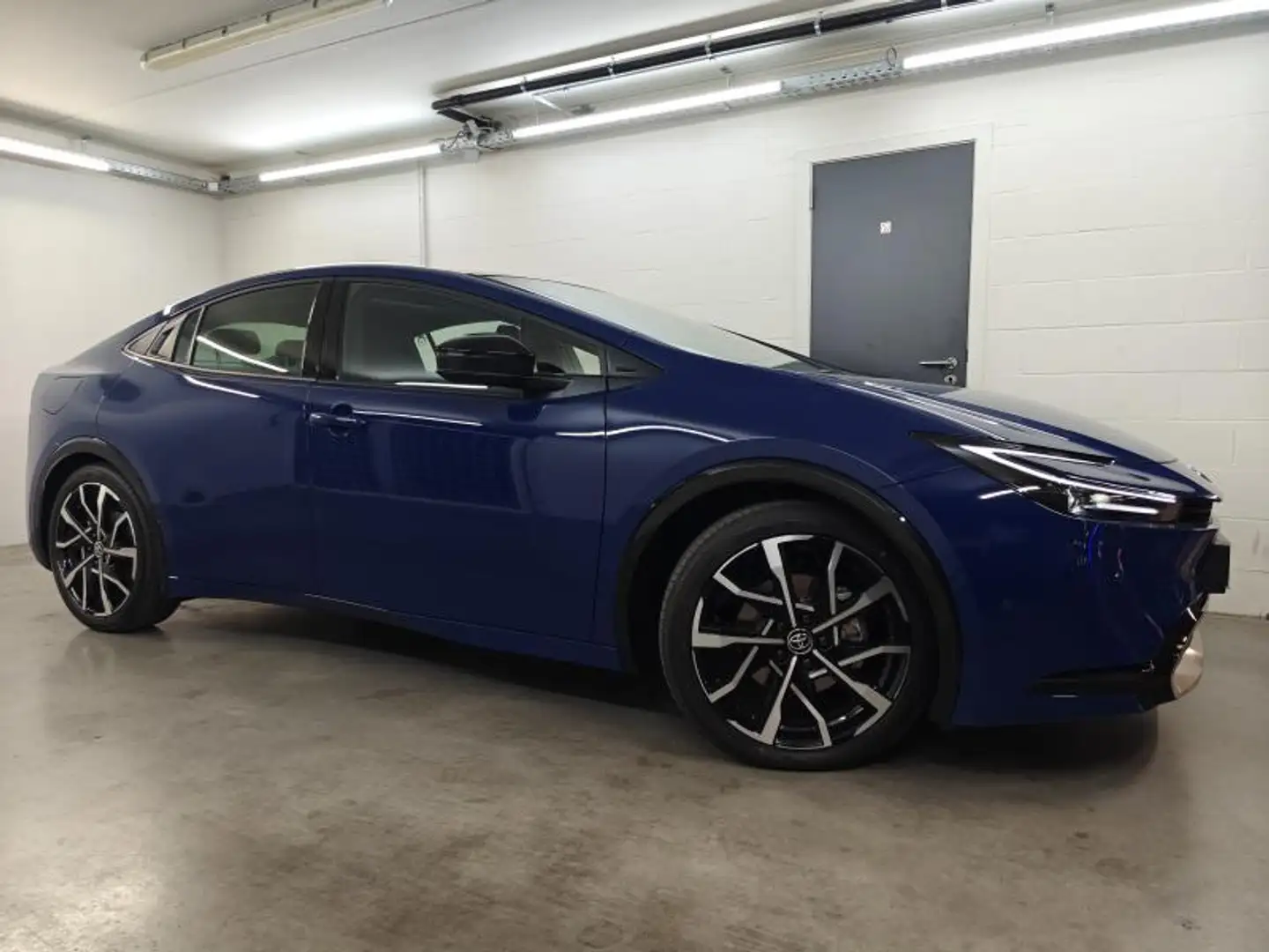 Toyota Prius Plug-in  / Premium Plus / Nieuw!!! Blau - 2
