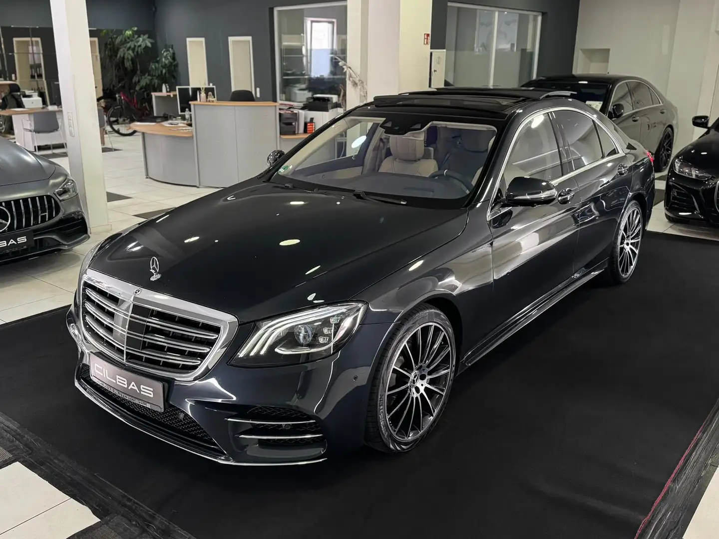 Mercedes-Benz S 400 S 400 d 4M AMG*LEDER BEIGE*HUD*PANO*FOND ENT.* Černá - 1