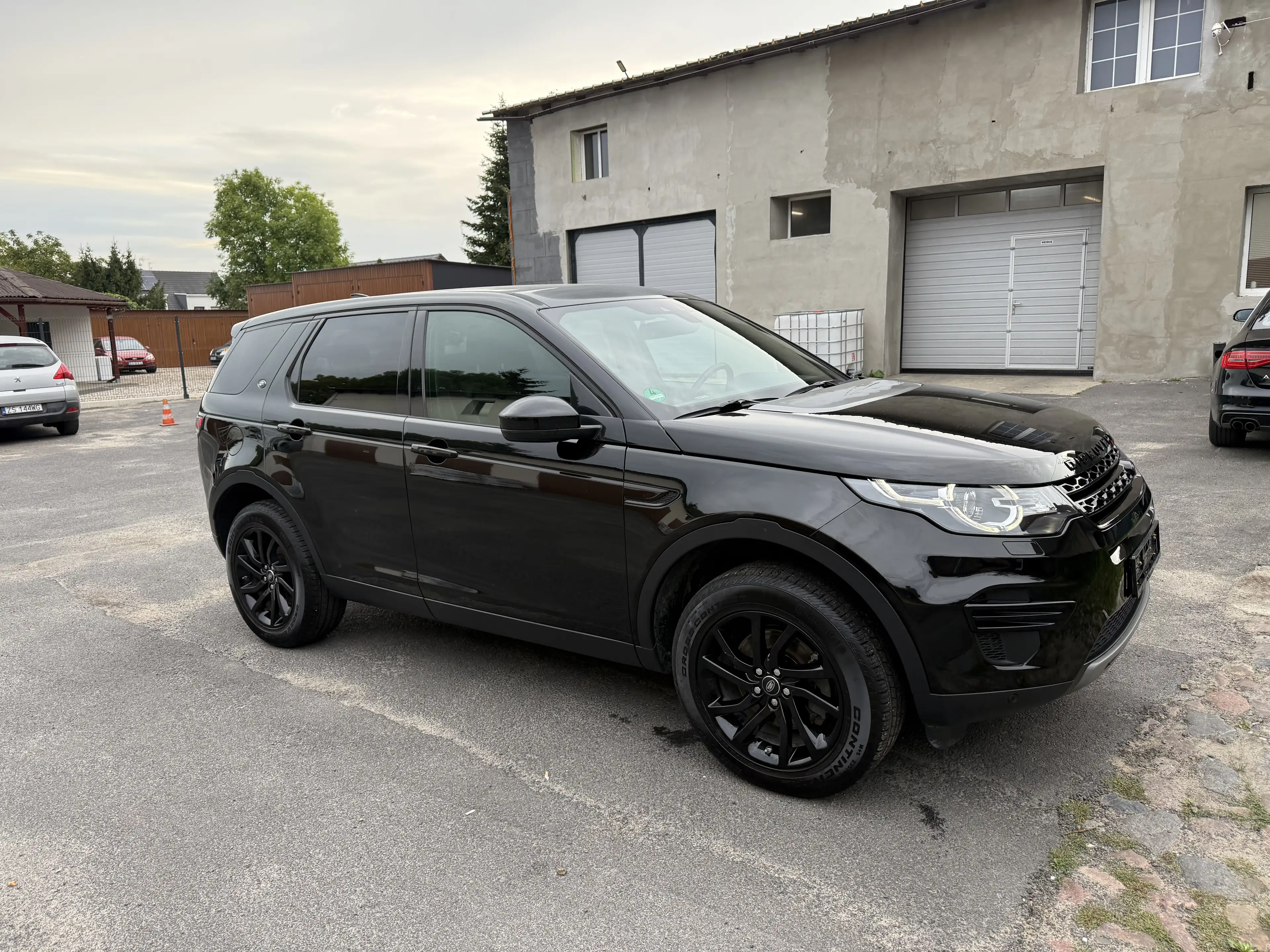 Land Rover Discovery Sport TD4 Aut. Pano, AHK, Verstärkte Steuerkette, 1Hd — photo 6