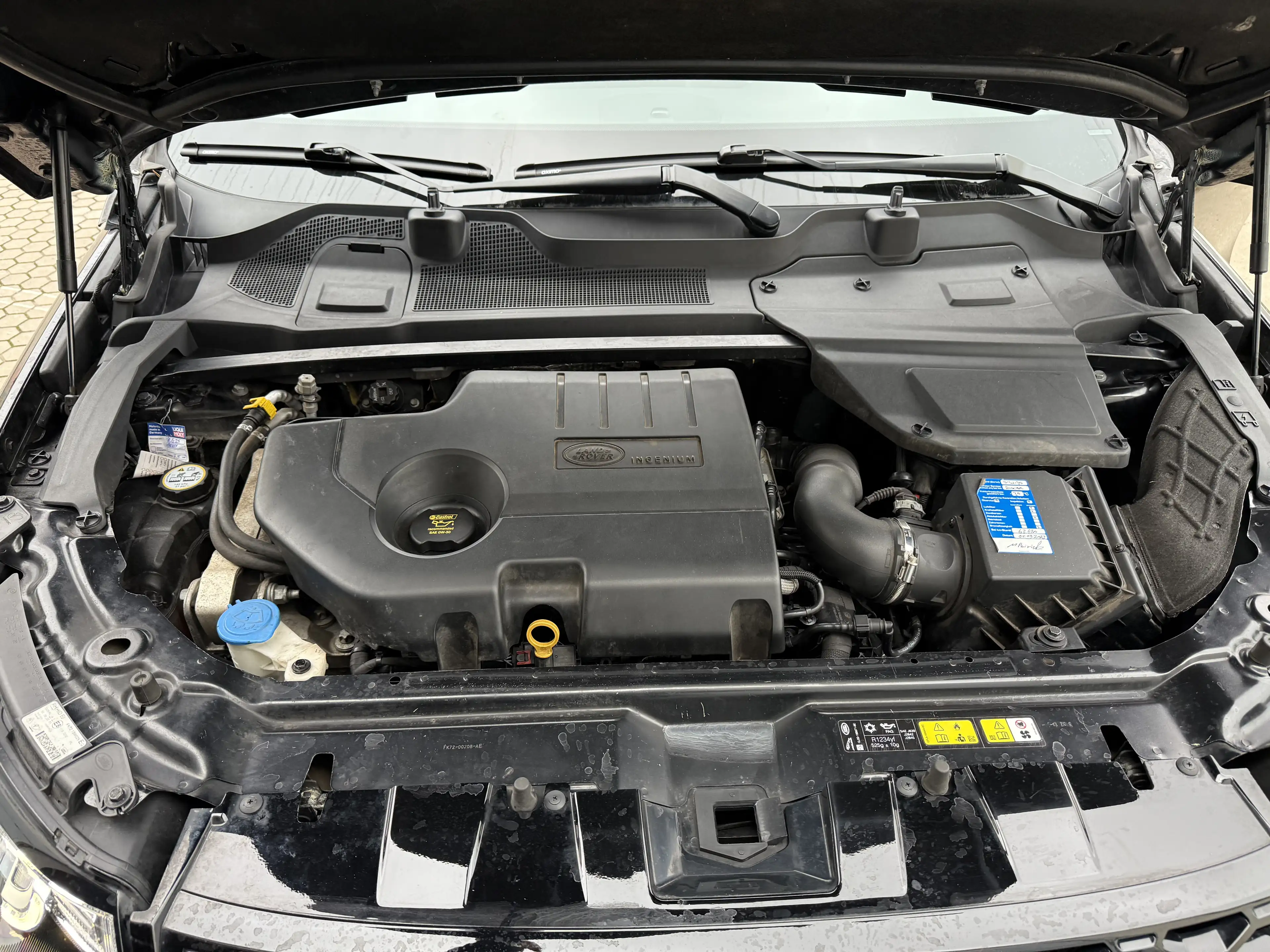 Land Rover Discovery Sport TD4 Aut. Pano, AHK, Verstärkte Steuerkette, 1Hd — photo 14