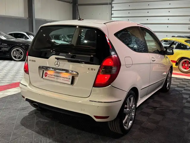 Mercedes-Benz A view 6