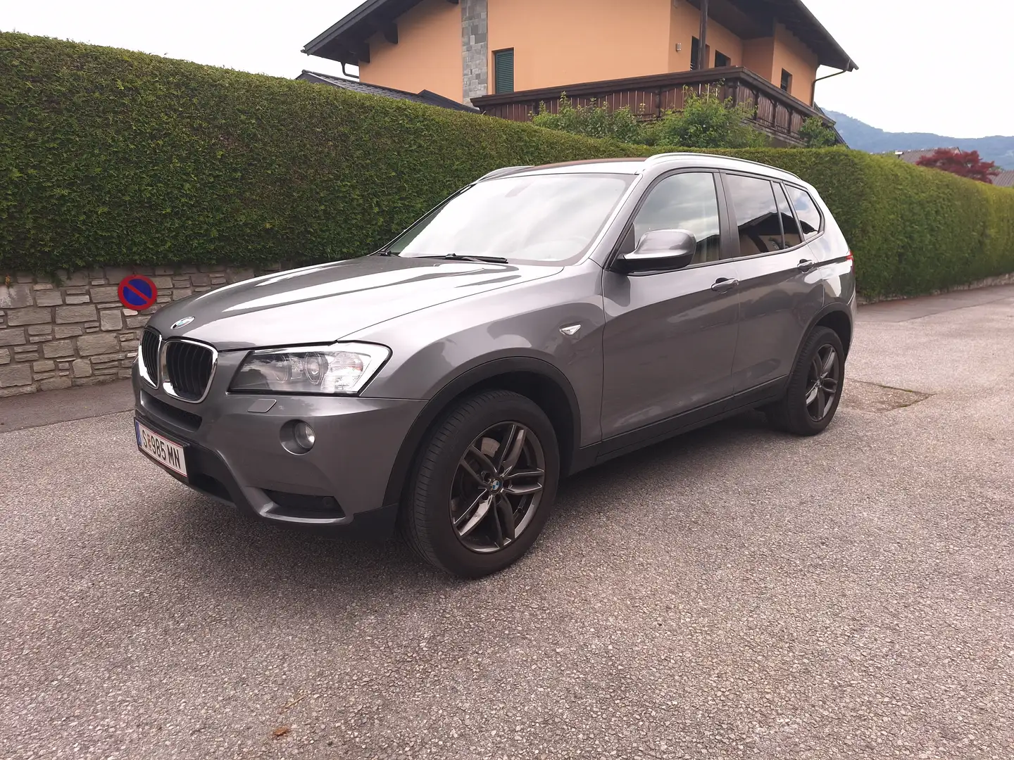 BMW X3 s Drive18d Österreich Paket Gris - 1
