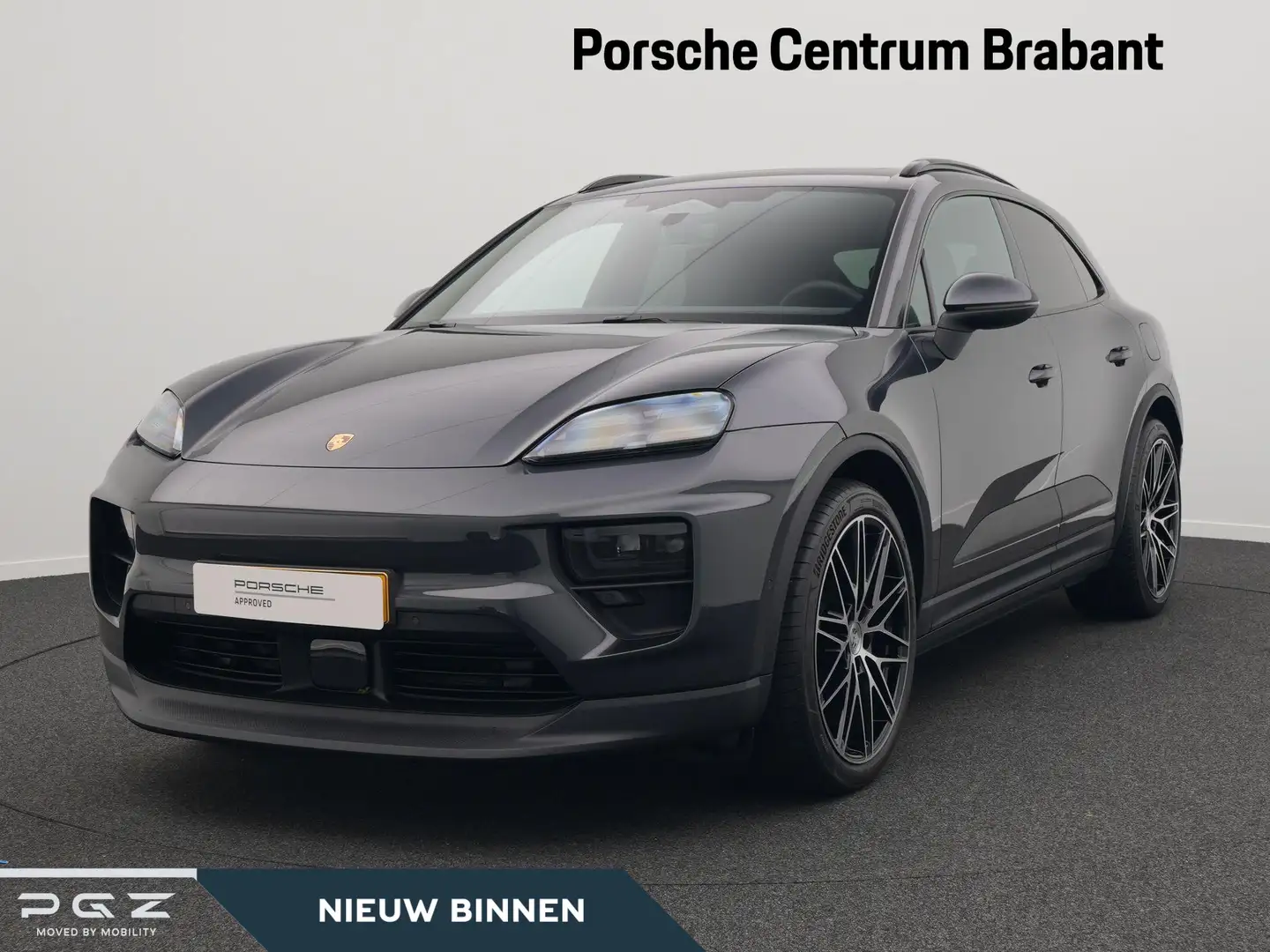 Porsche Macan - 1