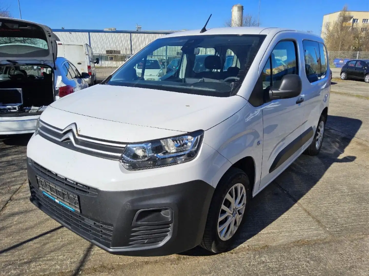 Citroen Berlingo Live Pack  11 kW Charger DAB Temp Bianco - 2