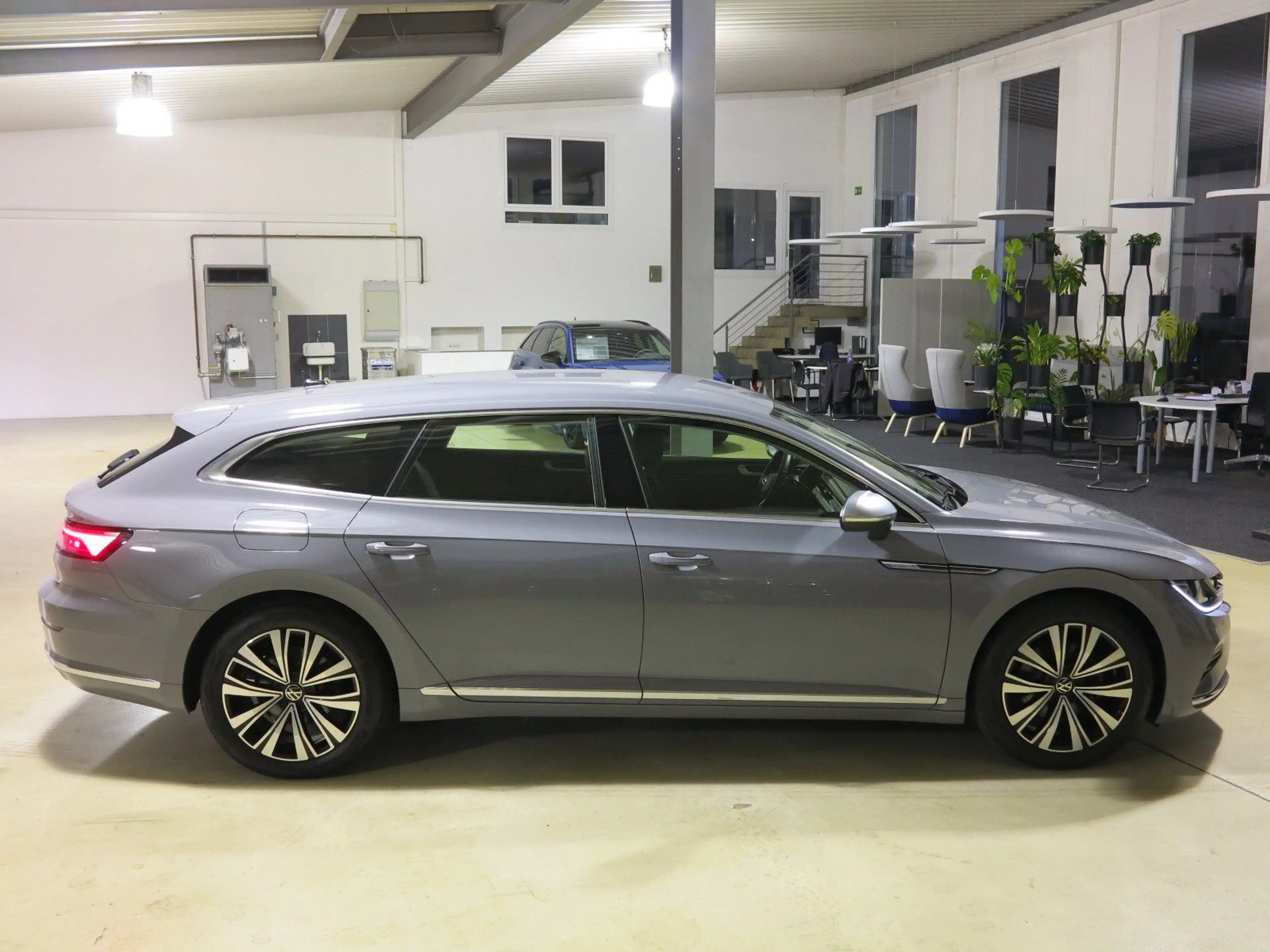 Volkswagen Arteon Shooting Brake 2.0 TSI DSG7 Elegance AHK — photo 13