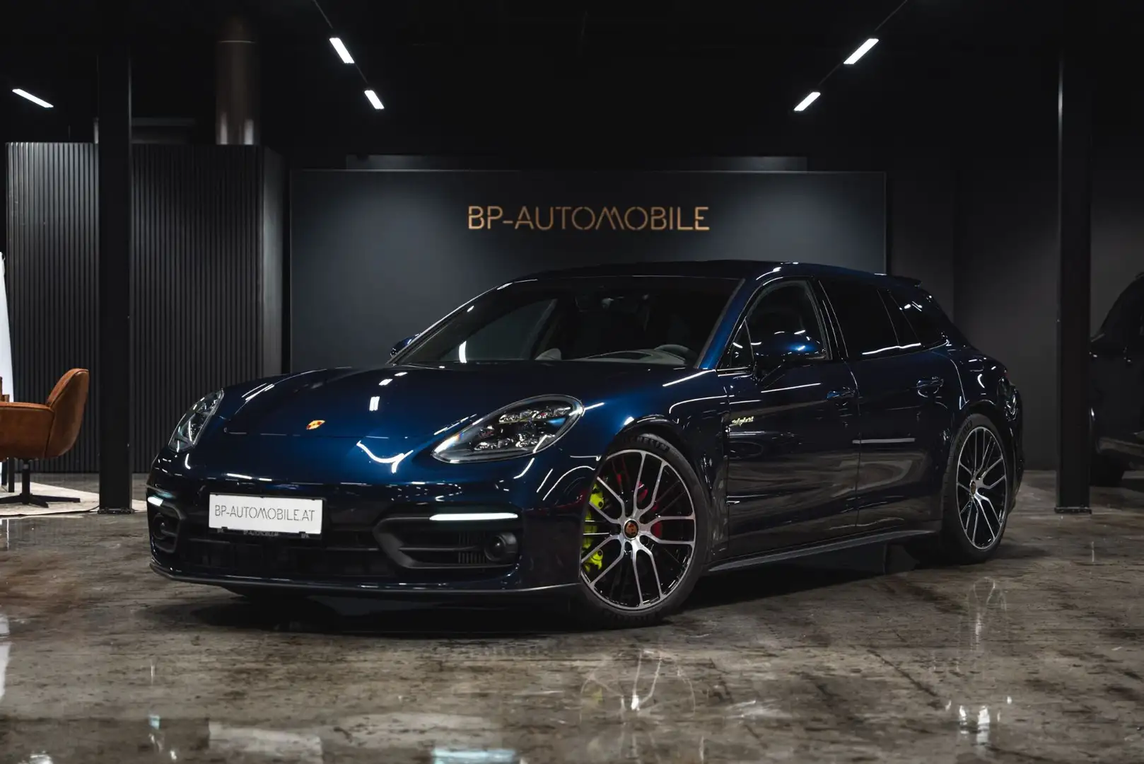 Porsche Panamera 4 S E-Hybrid PHEV Sport Turismo Aut. Blau - 1