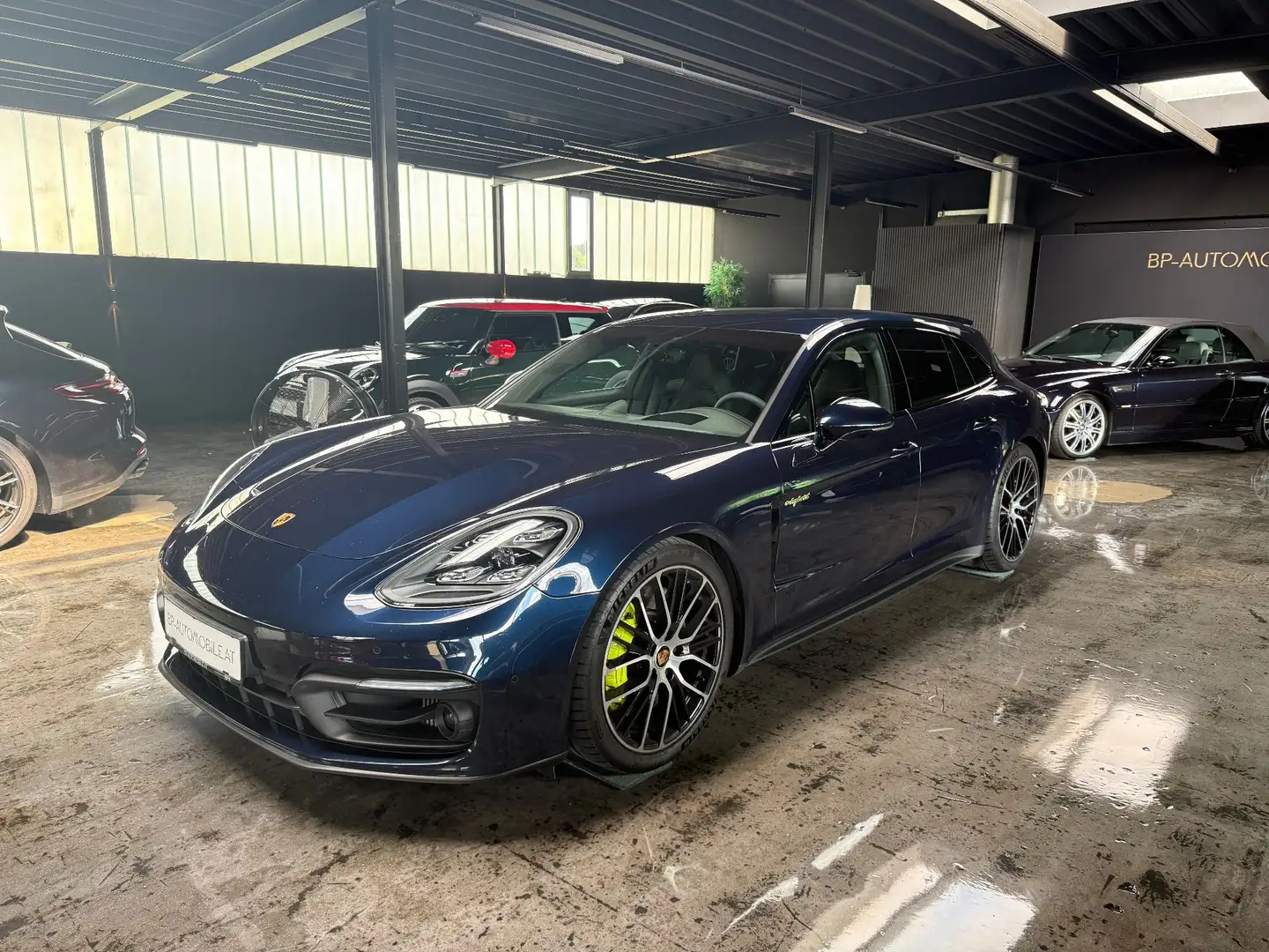 Porsche Panamera 4 S E-Hybrid PHEV Sport Turismo Aut. Blau - 1