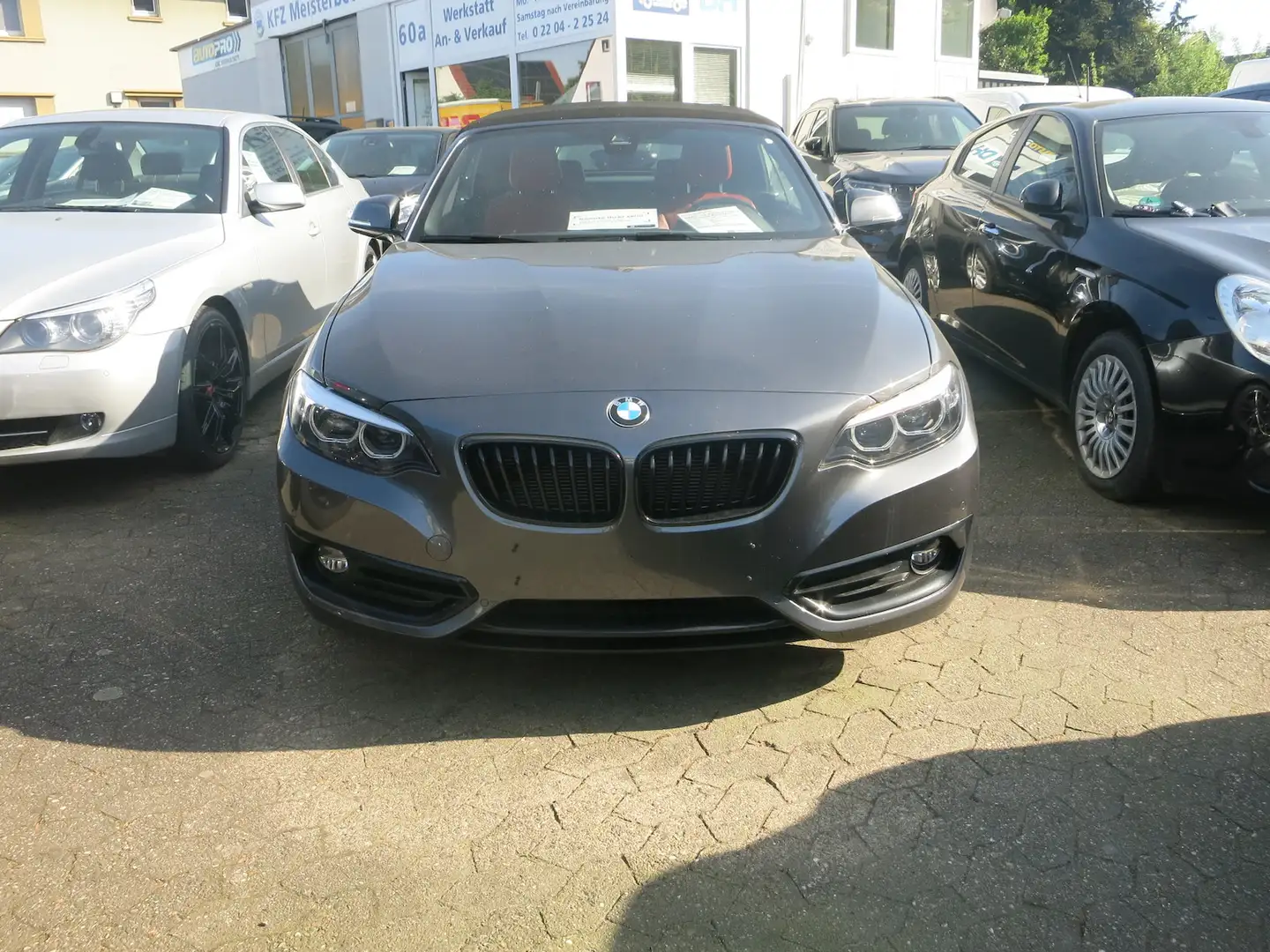BMW 218 Sport Line,Automatik,Leder,Navi Grau - 1