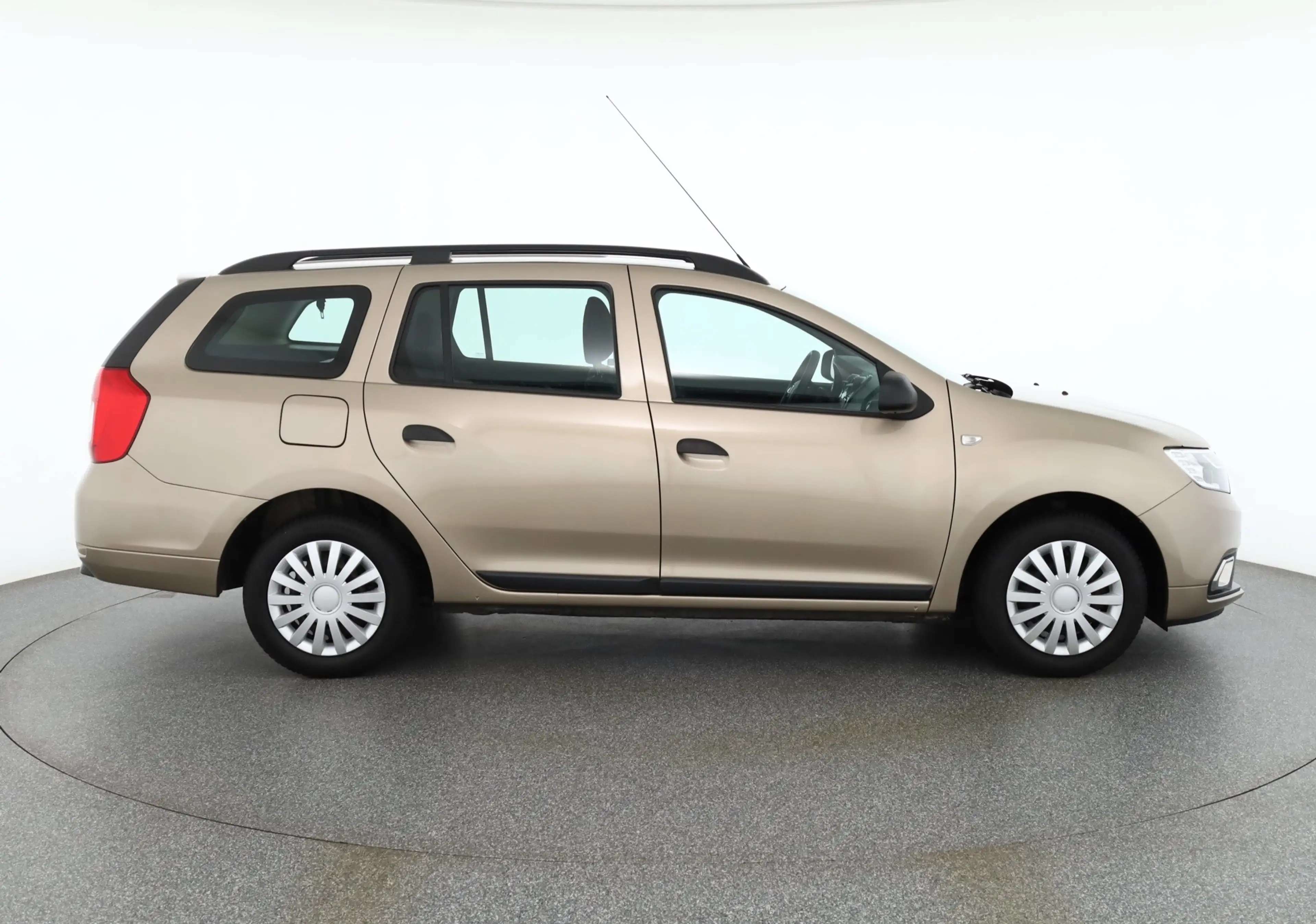 Dacia Logan II MCV 1.0 Essential Klima USB — photo 6