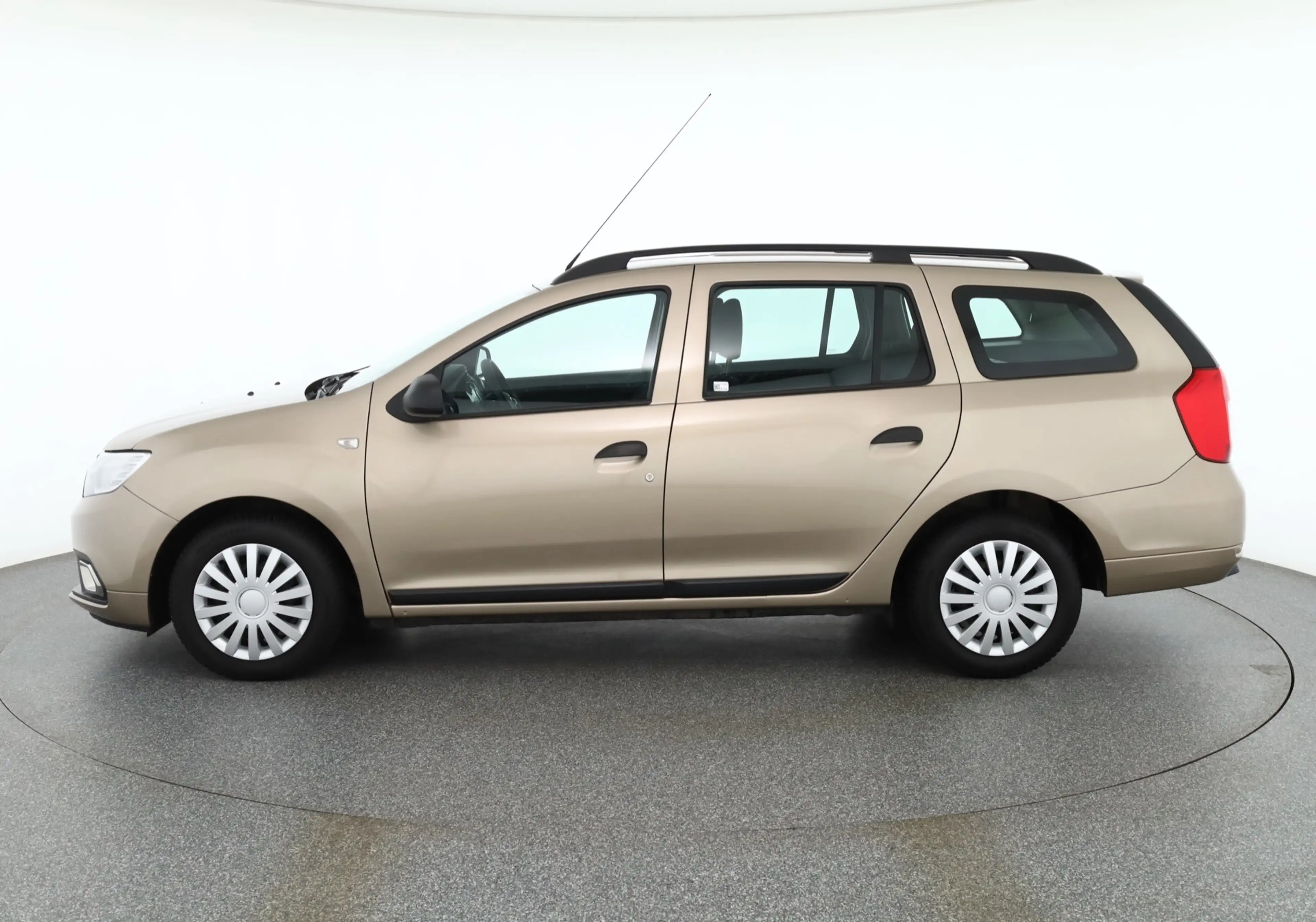 Dacia Logan II MCV 1.0 Essential Klima USB — photo 2