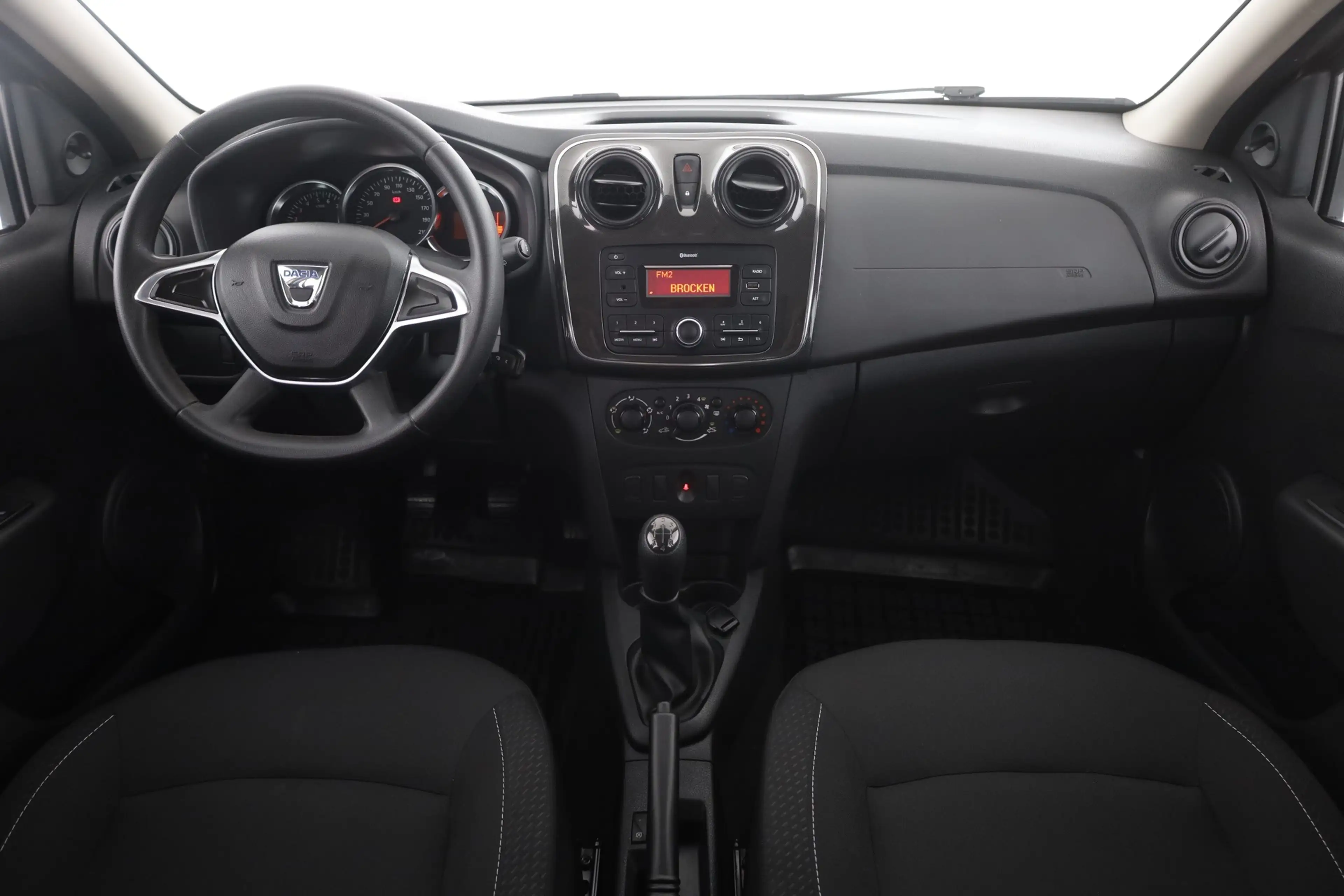 Dacia Logan II MCV 1.0 Essential Klima USB — photo 9