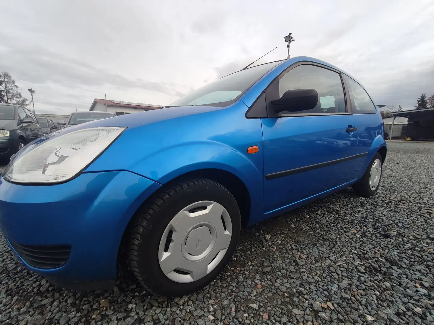 Ford Fiesta Viva X Blau - 1