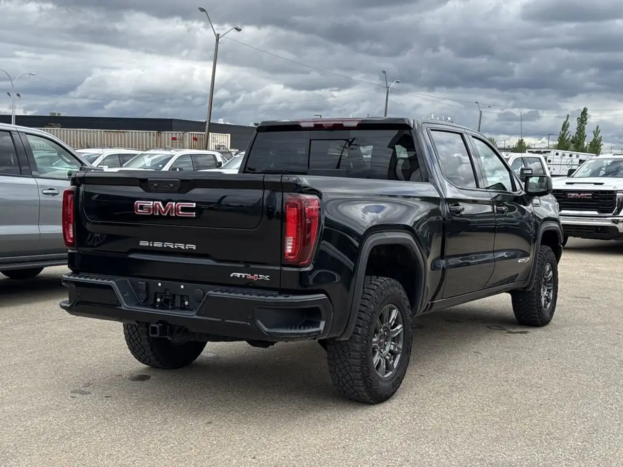 GMC Sierra 1500 photo GMC Sierra 1500
