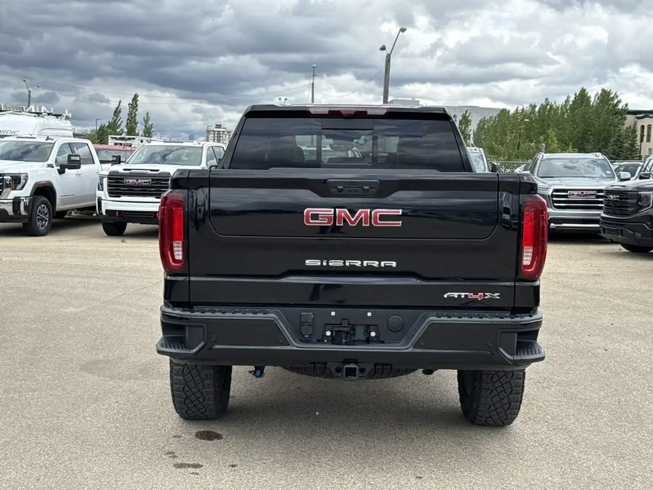 GMC Sierra 1500 photo GMC Sierra 1500