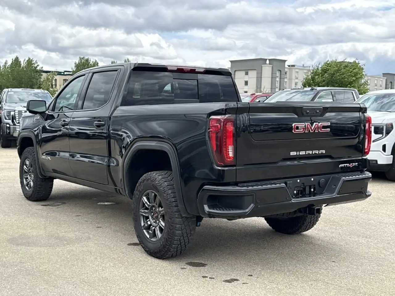 GMC Sierra 1500 photo GMC Sierra 1500