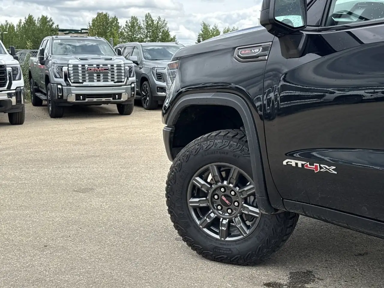 GMC Sierra 1500 photo GMC Sierra 1500