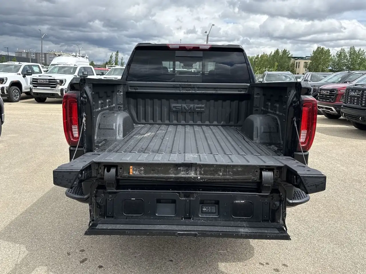 GMC Sierra 1500 photo GMC Sierra 1500