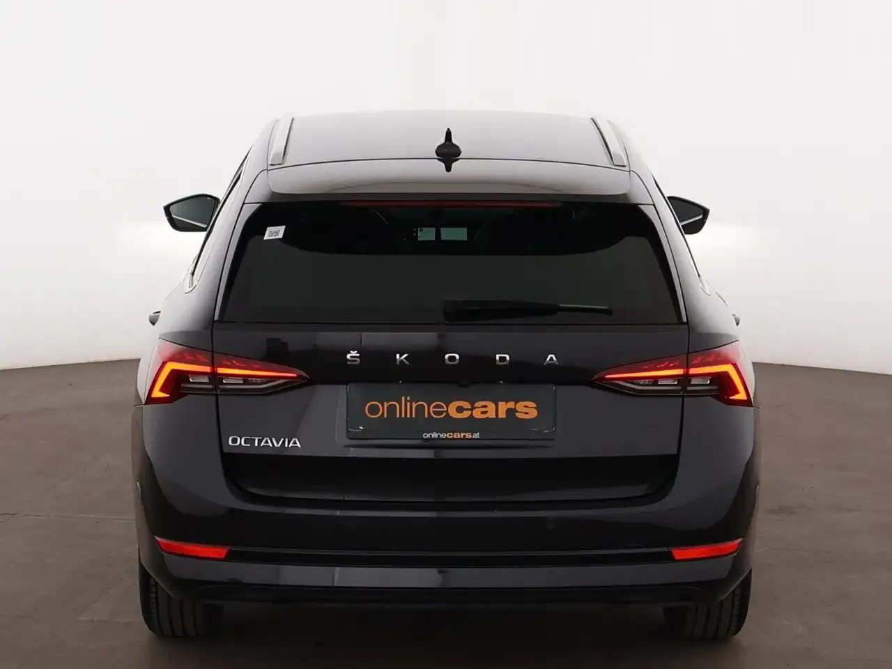 Skoda Octavia Combi 2.0 TDI Style Aut MATRIX AHK RADAR, миниатюра 7