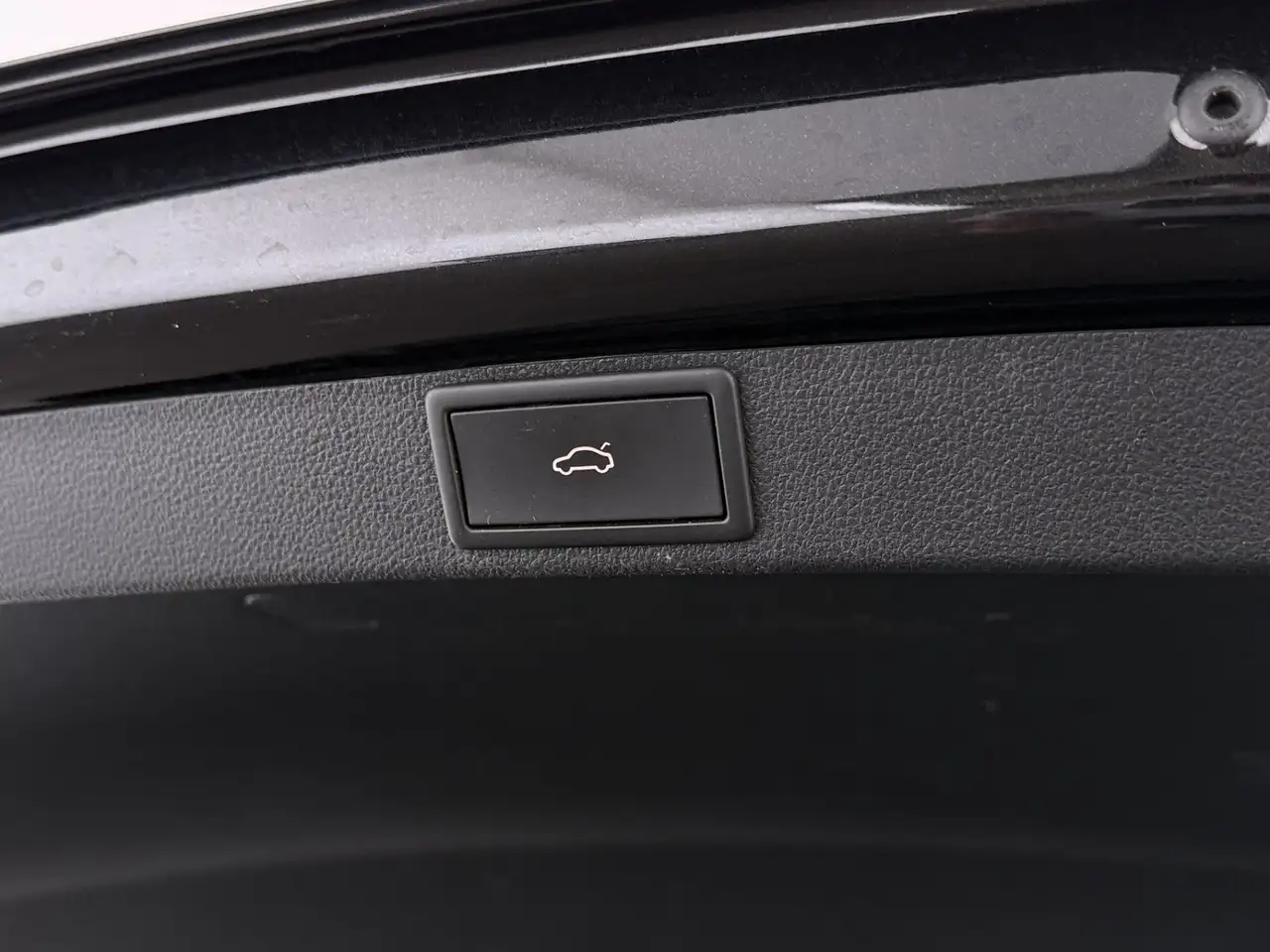 Skoda Octavia Combi 2.0 TDI Style Aut MATRIX AHK RADAR, миниатюра 28