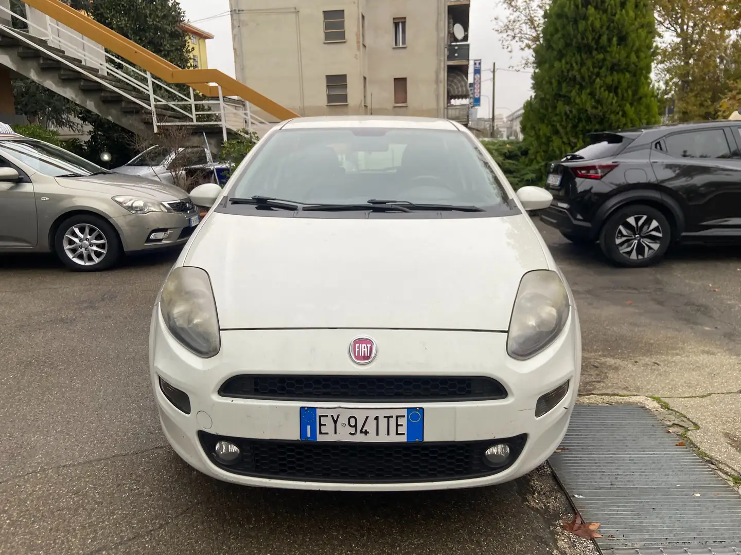 Fiat Punto PUNTO STREET 1.4 EASYPOWER GPL 77cv - IMM. 05/2015 Blanc - 1