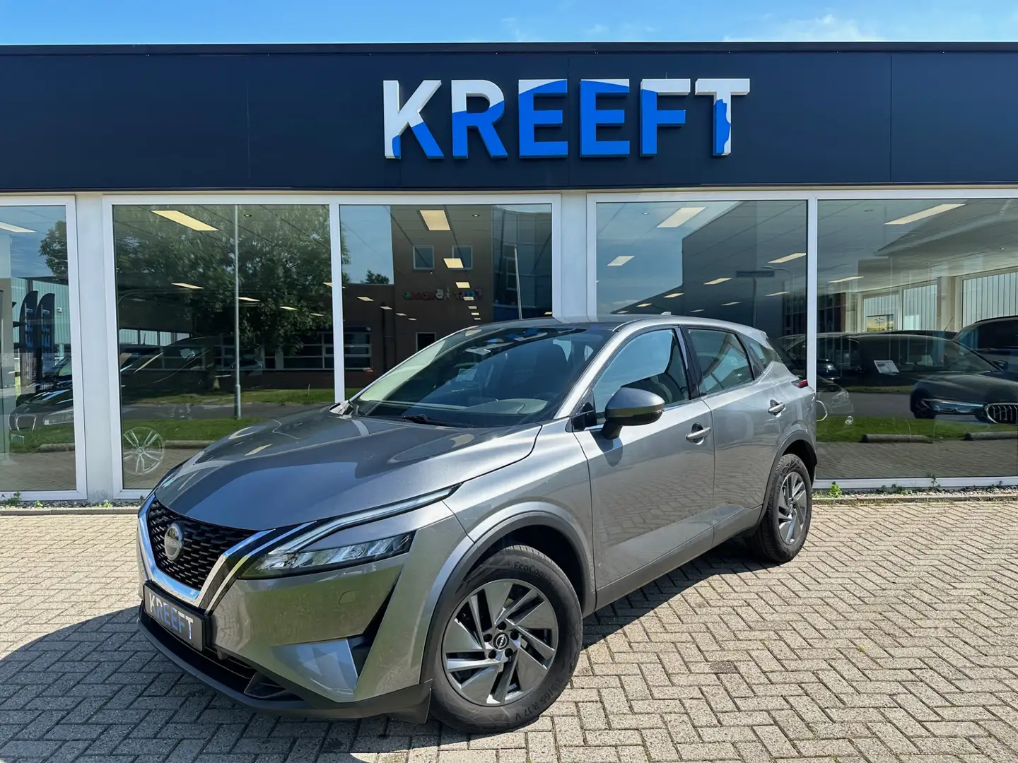 Nissan Qashqai 1.3 MHEV Adaptieve Cruise Camera | Apple Carplay Grijs - 1