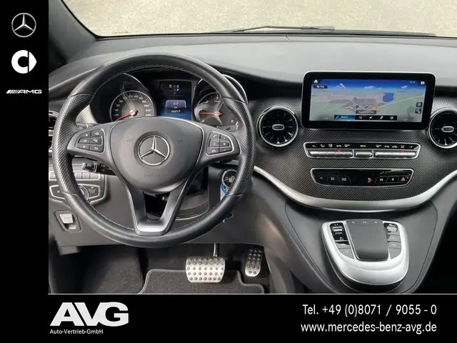 Mercedes-Benz V-Class view 13