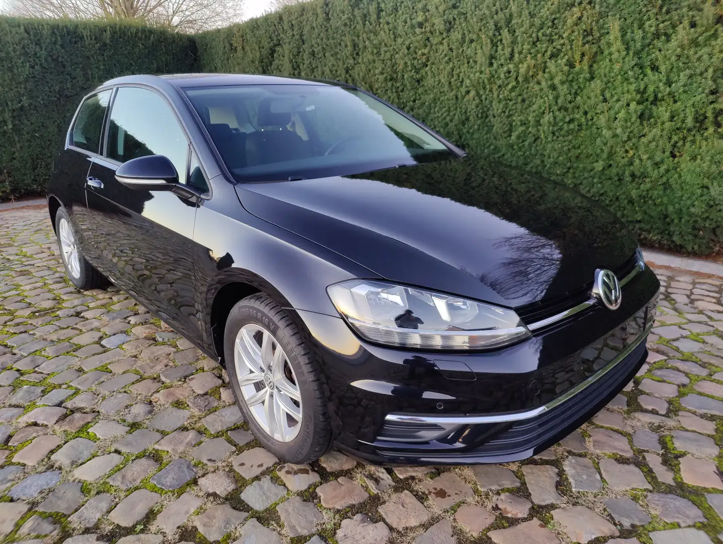 Volkswagen Golf Golf 1.5 TSI ACT DSG Comfortline Zwart - 1