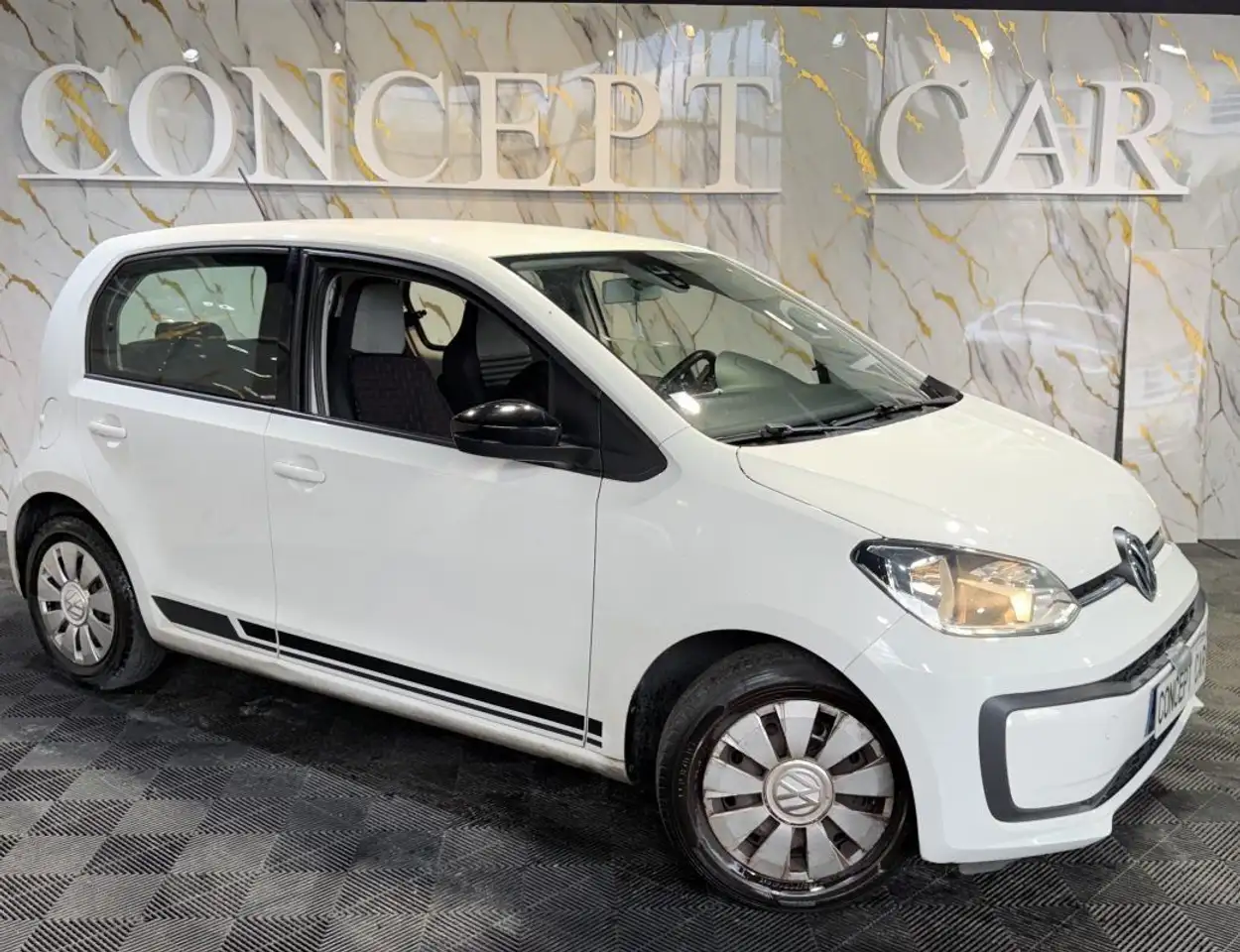 Volkswagen up! 1