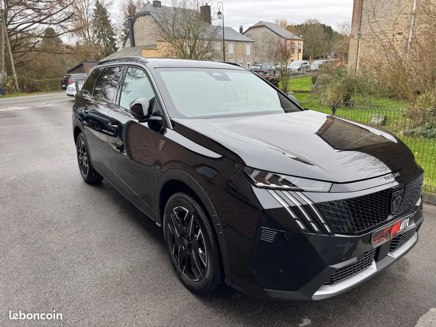 Peugeot 5008 GT HYBRID 145 e-DCS6 Pack attelage 7 places noir perla ( dispo blanc okenite ) disponible immédiatement Zwart - 1