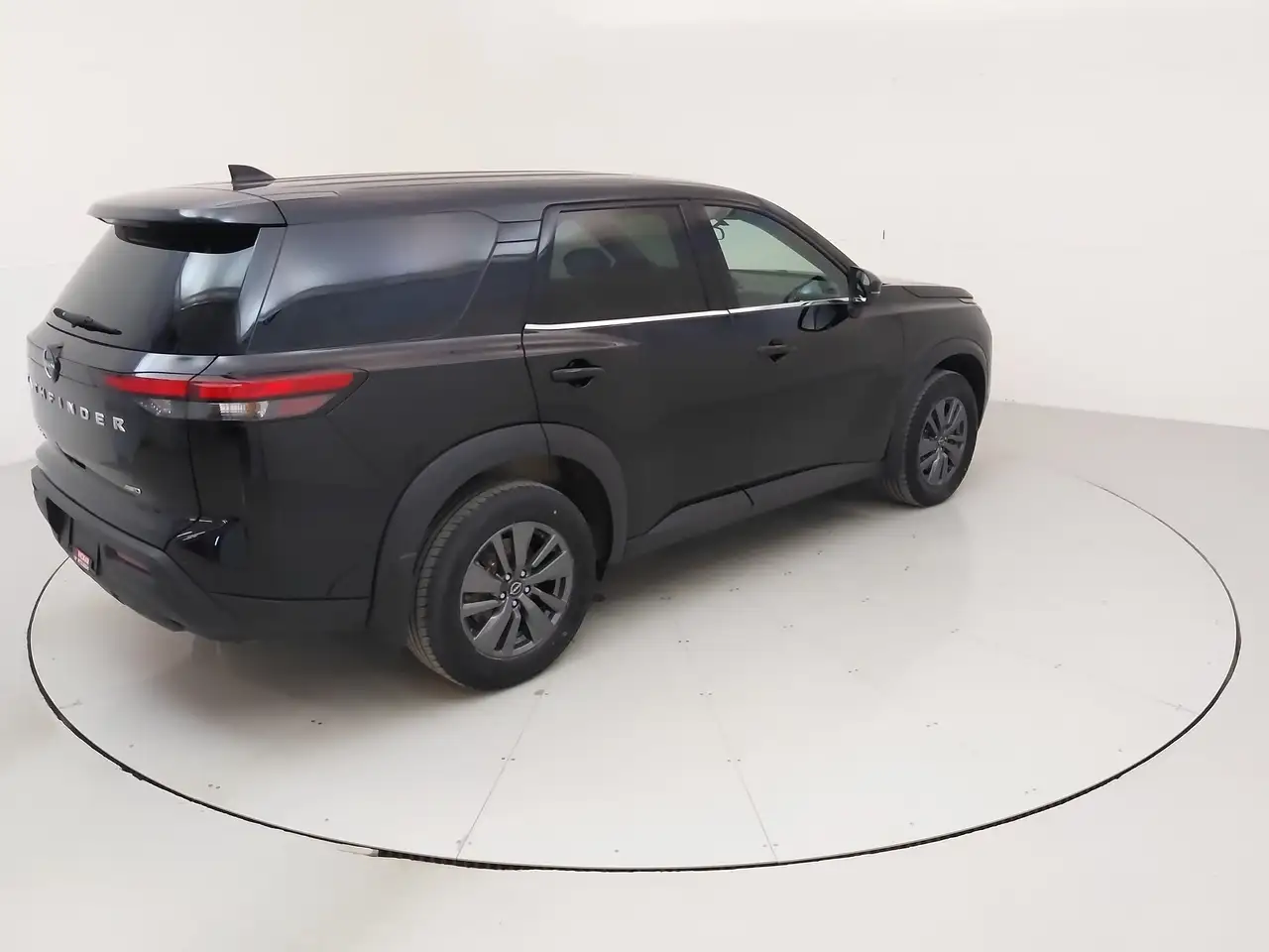 Nissan Pathfinder снимка Nissan Pathfinder