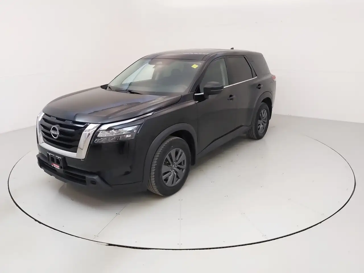 Nissan Pathfinder снимка Nissan Pathfinder
