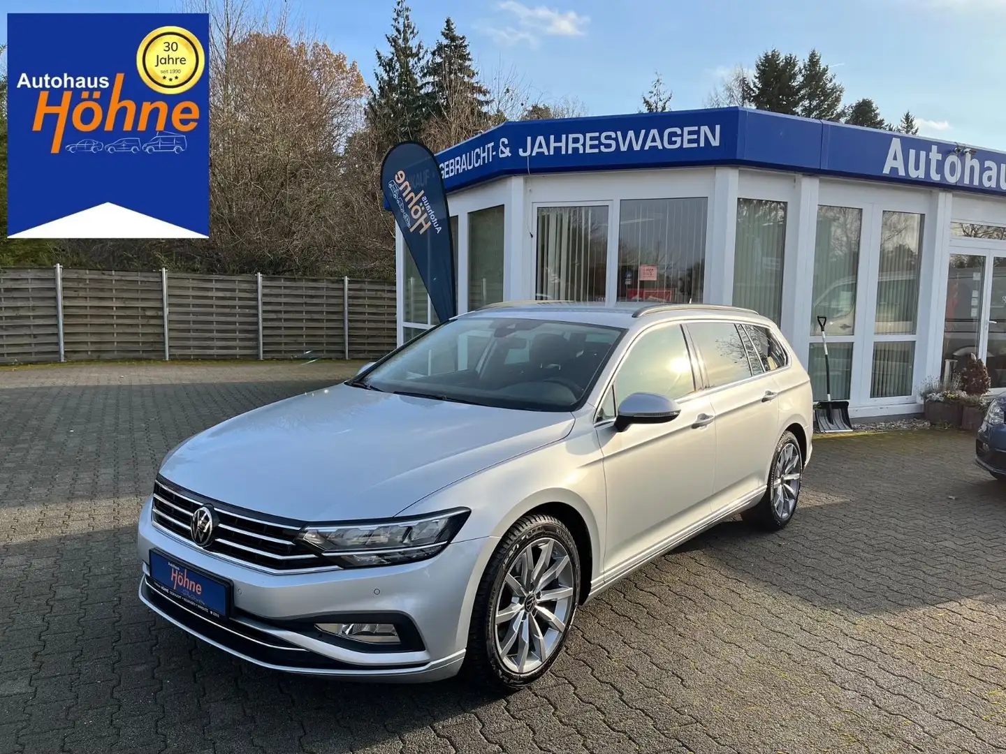 Volkswagen Passat Variant 2.0 TDI DSG Business-AZV-LED-ACC Silber - 1