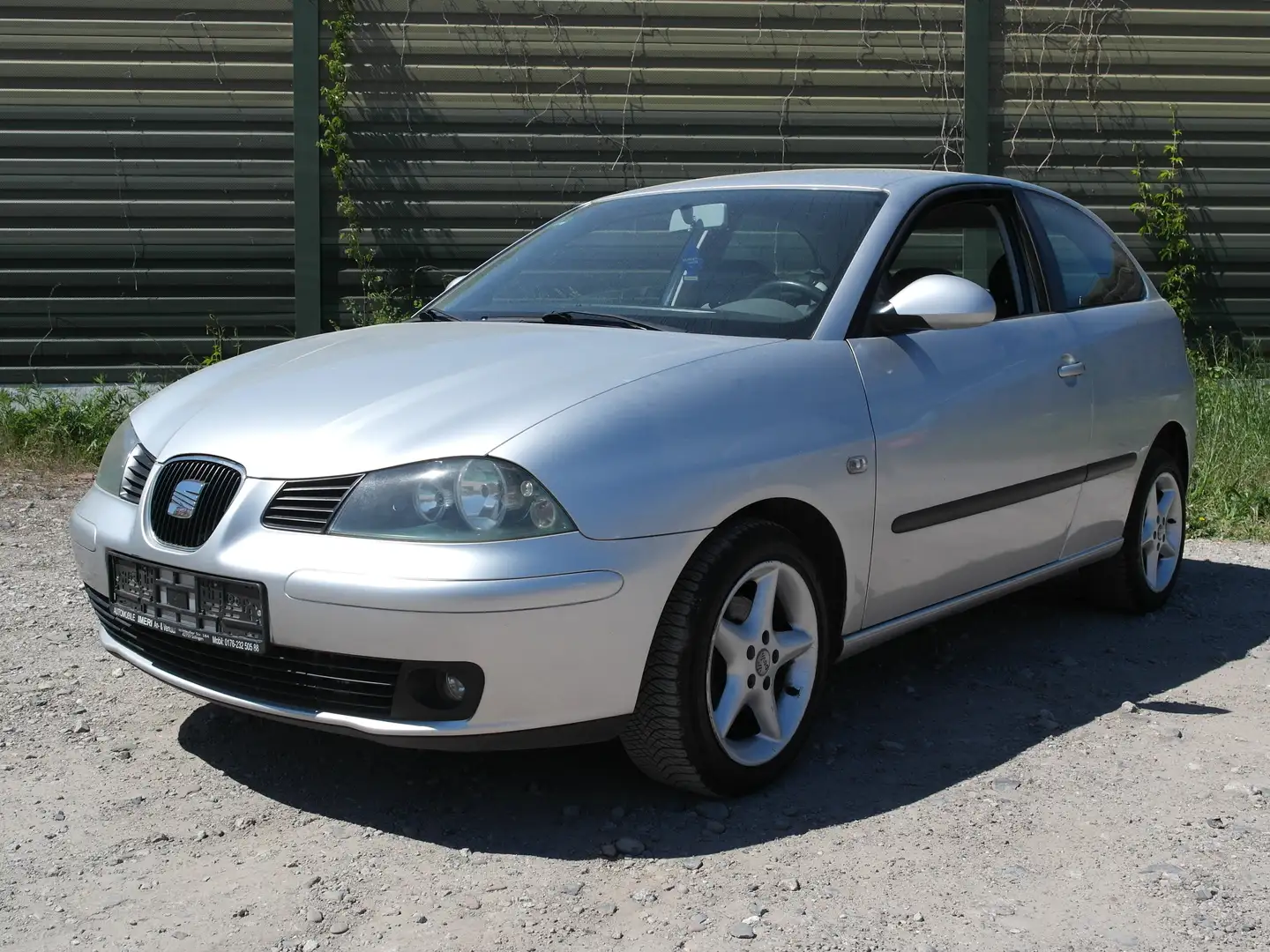 SEAT Ibiza 1.4 16V Tüv Au 04/2027 Argintiu - 1