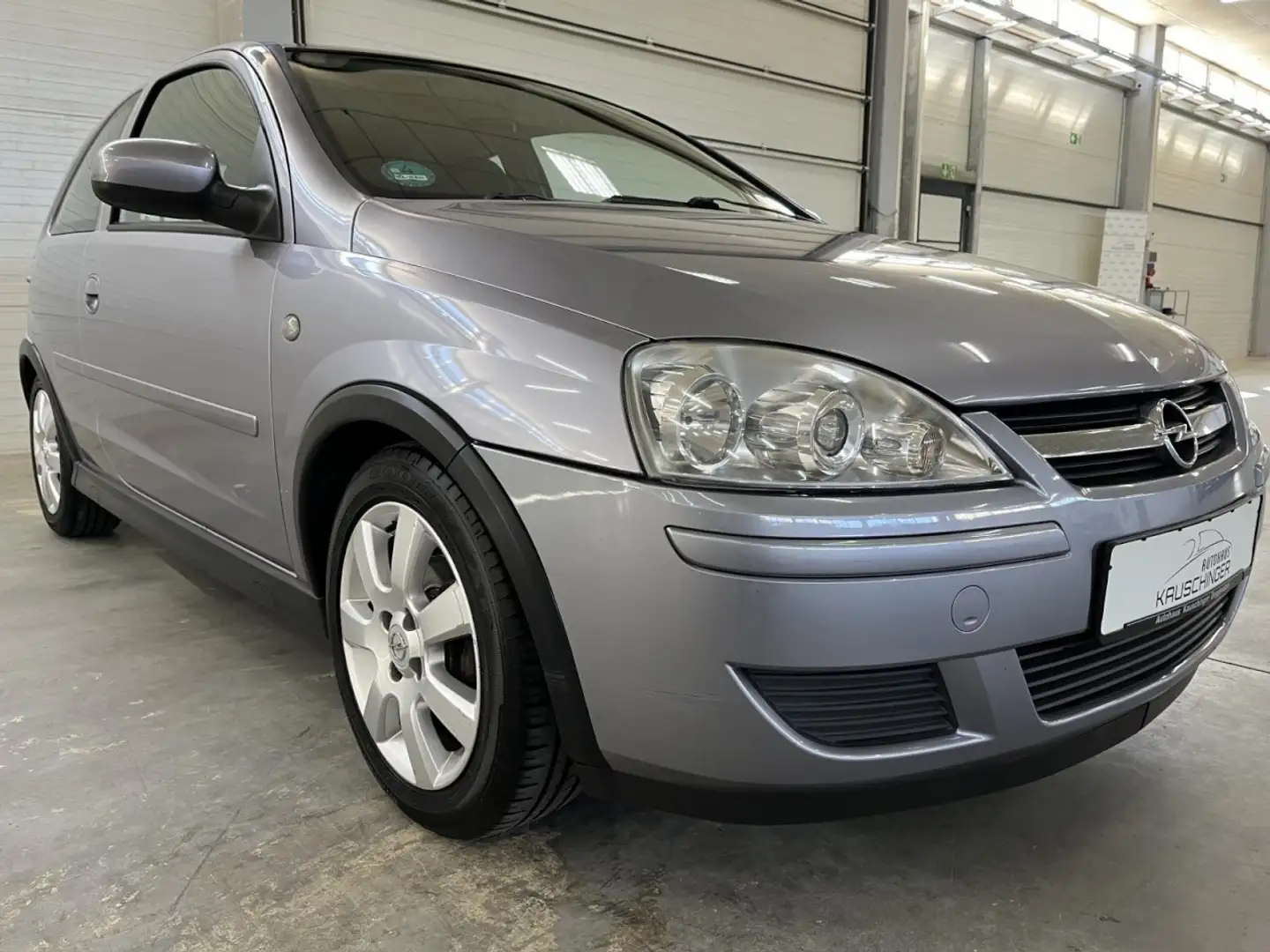 Opel Corsa C Edition 1.2 BENZIN 80 PS KLIMAAUTOMATIK MULTI - 2
