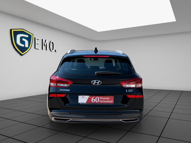 Hyundai i30 cw Trend DAB+ NAVI TEMP PDC SHZ RKF — photo 7