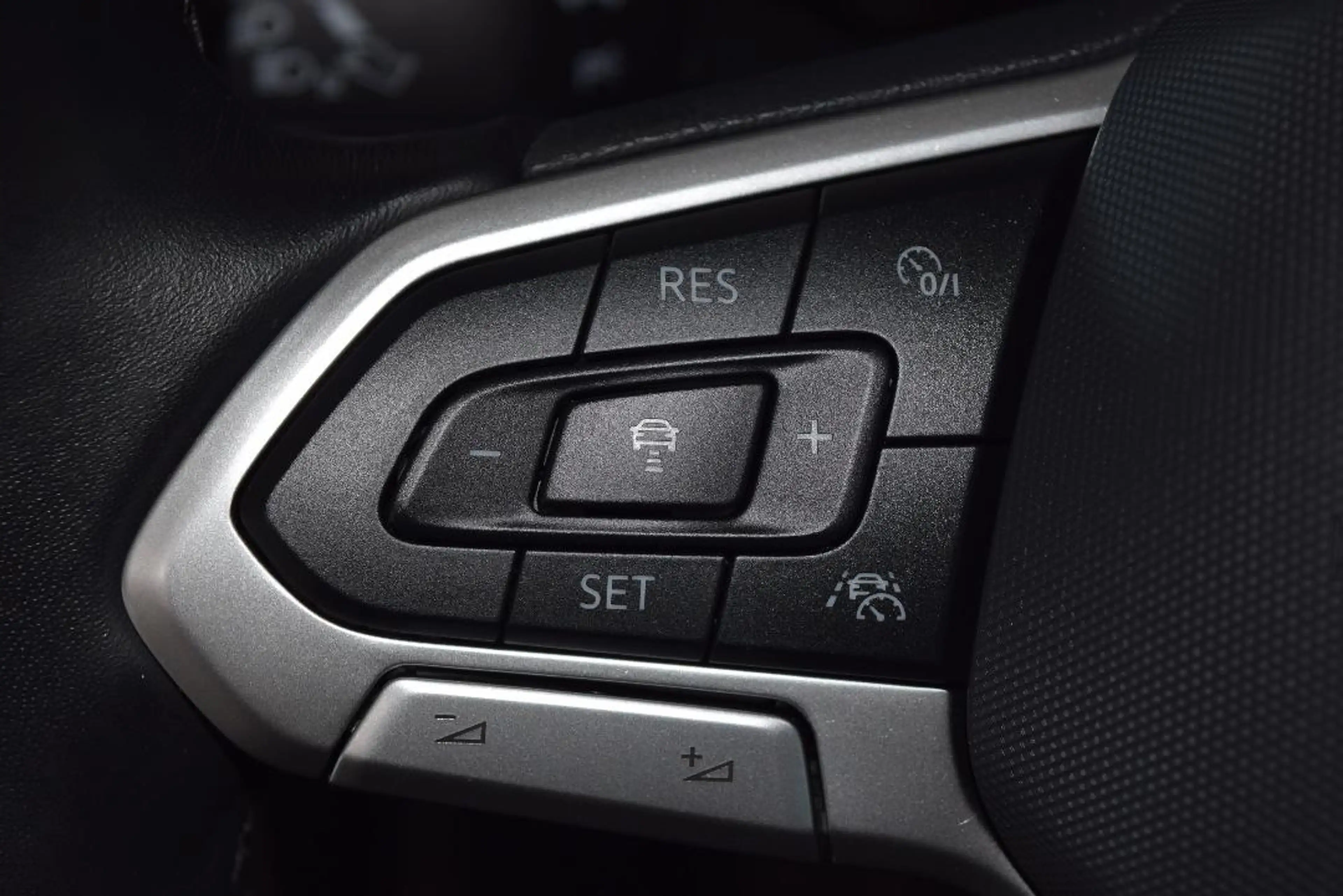 Volkswagen Taigo Life TSI Navi PDC ACC — photo 19